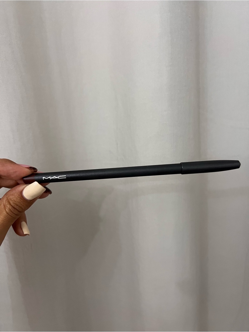 MAC lip liner
